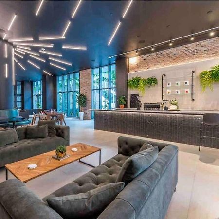 Vibrant Studio Downtown Miami Apartment Bagian luar foto